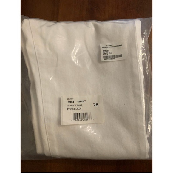 π π SOLD NWT Danny Smart Denim skinny jeans! - Picture 8 of 8